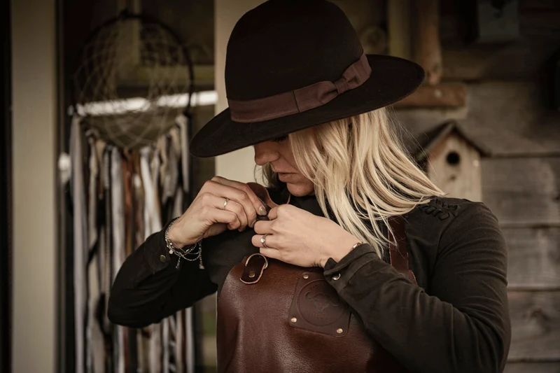 Tablier de cuisine artisanal Witloft Buffalo Collection en cuir pleine fleur