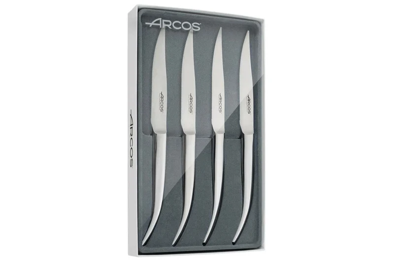Coffret de 4 couteaux à steak Arcos Steel-Force tout en inox lame dentelée 11cm