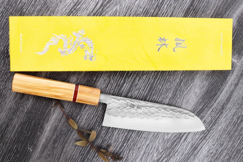Couteau santoku 16,5cm japonais artisanal Yuzo SLD olivier et sequoia