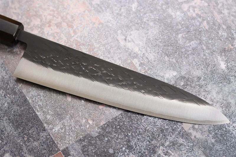 Couteau de chef 21cm japonais artisanal Yuzo Black SLD ébène et cognassier