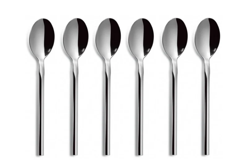 Ménagère 24 couverts Comas Oslo en acier inox