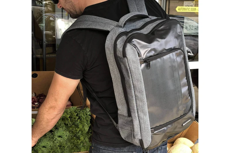 Sac à dos vide hôtelier haut de gamme Messermeister en matériaux recyclés