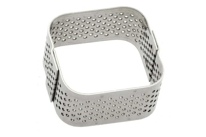 Mini moule perforé carré Mallard Ferrière pour petits fours en inox