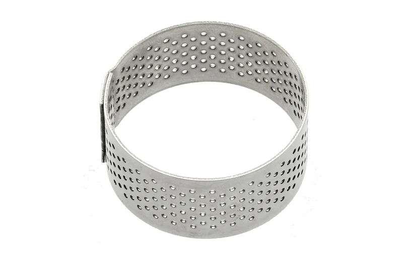 Mini moule perforé rond Mallard Ferrière pour petits fours en inox