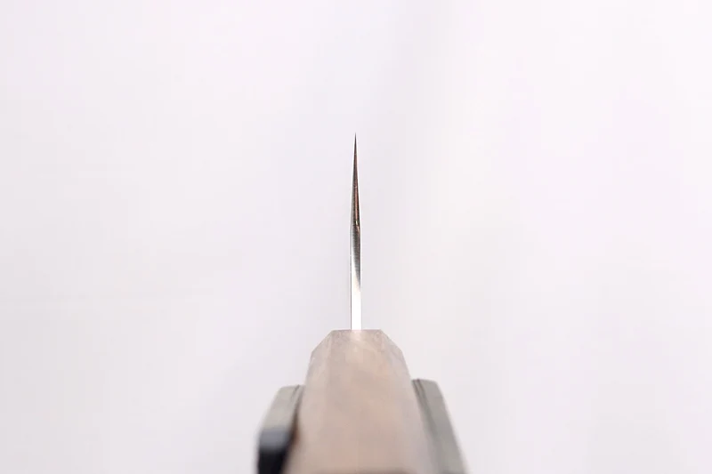Couteau de chef 24cm japonais artisanal Yu Kurosaki Gekko San Maï