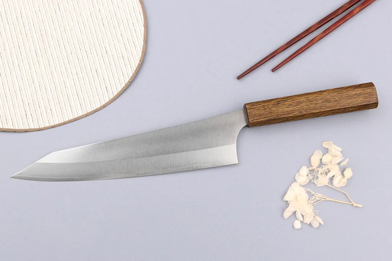 Couteau de chef 21cm japonais artisanal Yu Kurosaki Gekko San Maï