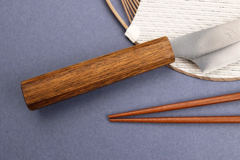 Couteau sujihiki 24cm japonais artisanal Yu Kurosaki Gekko San Maï