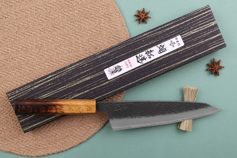 Couteau de chef kiritsuke japonais artisanal Sakai Takayuki Homura Guren 22,5cm