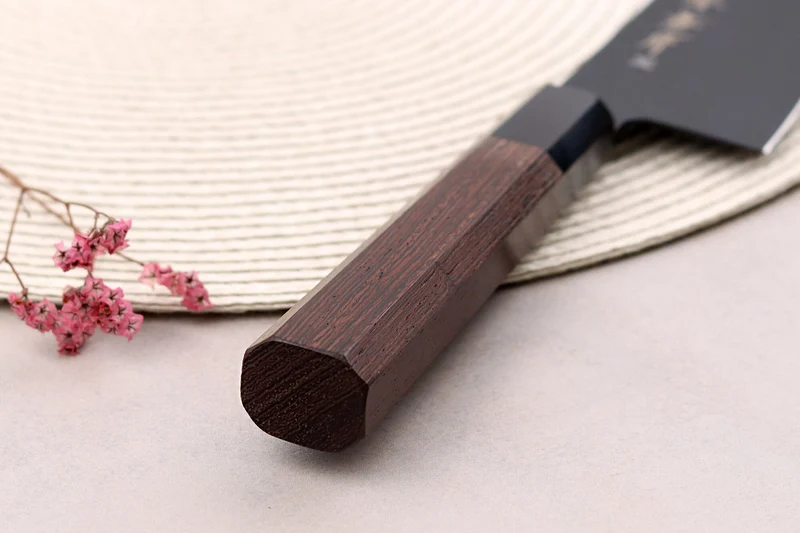 Couteau de chef 24cm japonais Sakai Takayuki Kurokage VG10 manche en wengé