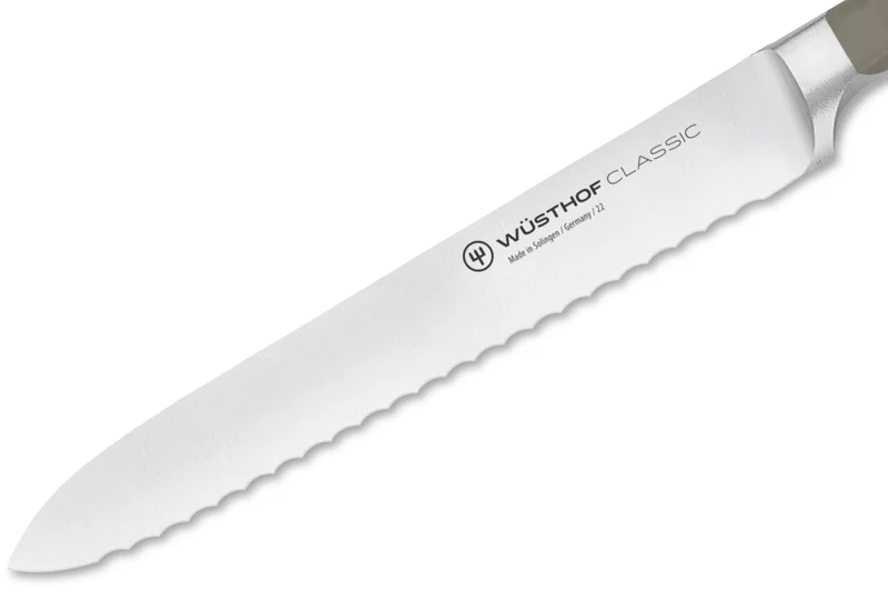 Couteau à saucisson Wusthof Classic Colour Velvet Oyster forgé lame crantée 14cm