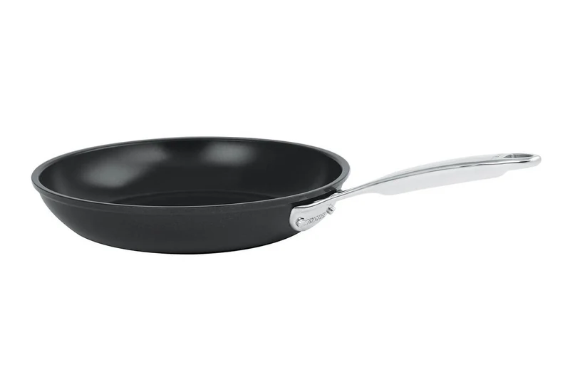 Poêle antiadhésive Cristel Castel'Pro Ultralu® en aluminium forgé et revêtement Ceraliss+
