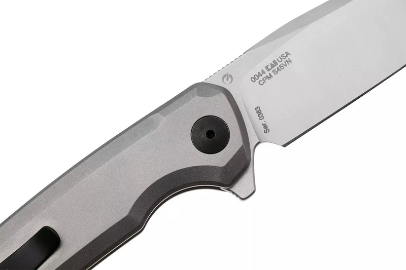 Couteau pliant Zero Tolerance ZT0044 manche en titane 11cm