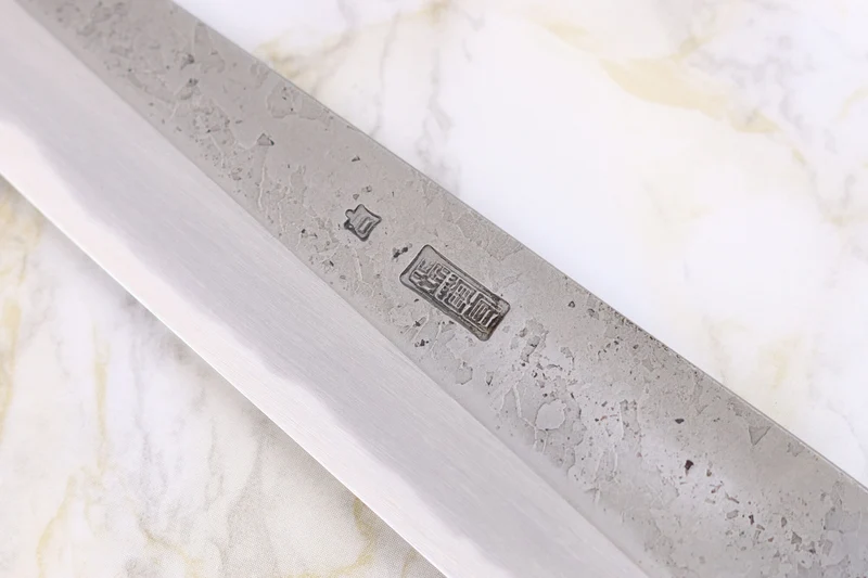 Couteau kiritsuke universel 13,5cm japonais artisanal Sakai Kikumori Kikuzuki Rin