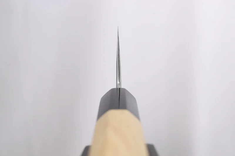 Couteau de chef 24cm japonais artisanal Sakai Kikumori Kikuzuki Rin