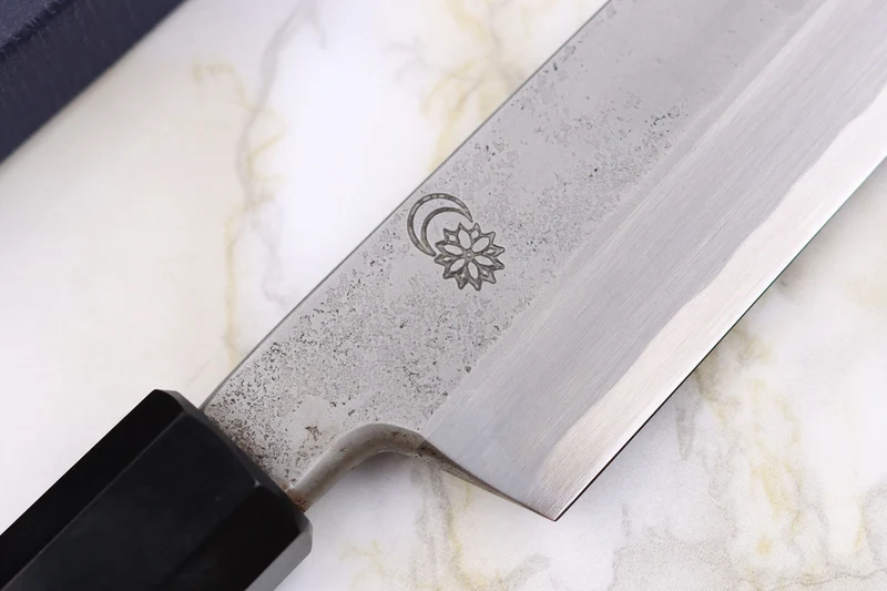 Couteau yanagiba 24cm japonais artisanal Sakai Kikumori Kikuzuki Rin