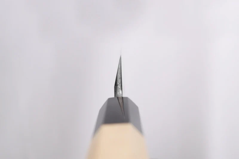 Couteau yanagiba 24cm japonais artisanal Sakai Kikumori Kikuzuki Rin