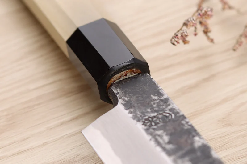 Couteau yanagiba 24cm japonais artisanal Sakai Kikumori Kikuzuki Kuro