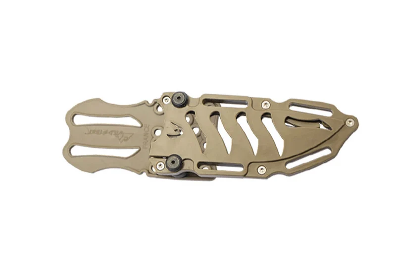 Couteau Wildsteer Skarabe SKA3111 lame noire 11cm manche paracorde Désert + étui en POM