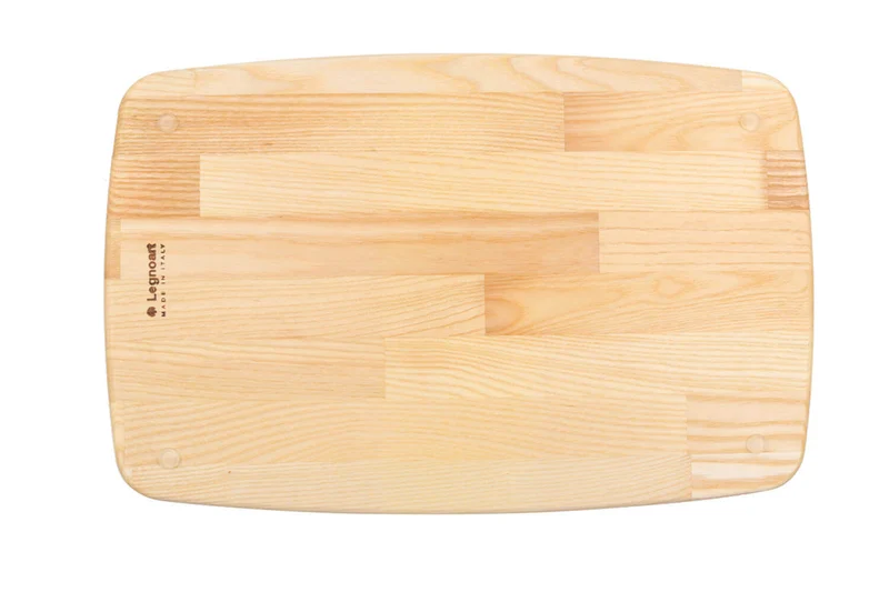 Planche à découper faite main Legnoart Dorsoduro en frêne naturel avec surface inclinée