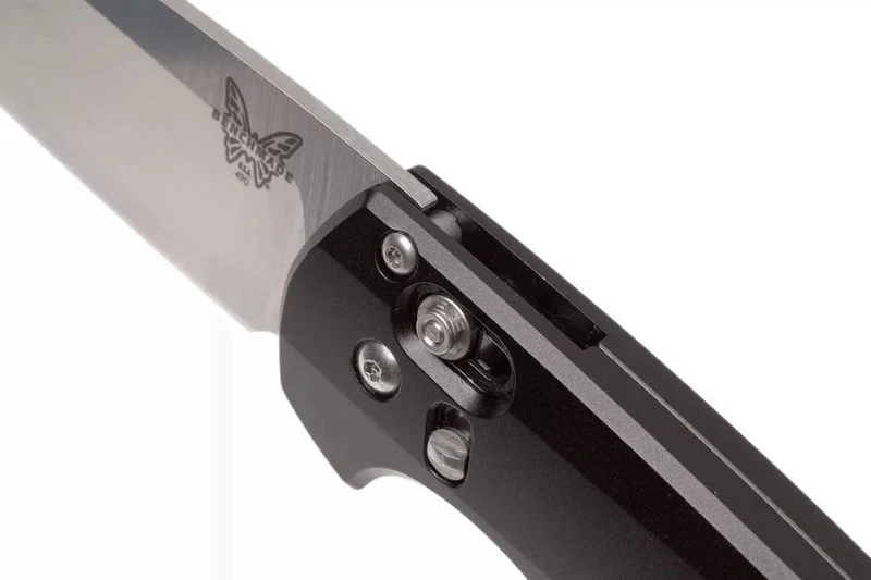 Couteau pliant Benchmade Arcane 490 manche aluminium noir 11cm