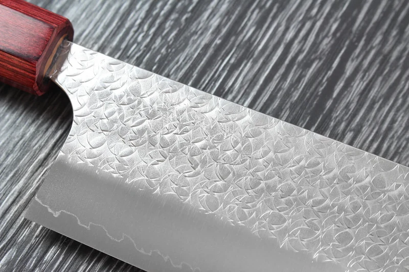 Couteau nakiri japonais artisanal Yoshimi Kato Minamo SG2 Tsuchime 16cm
