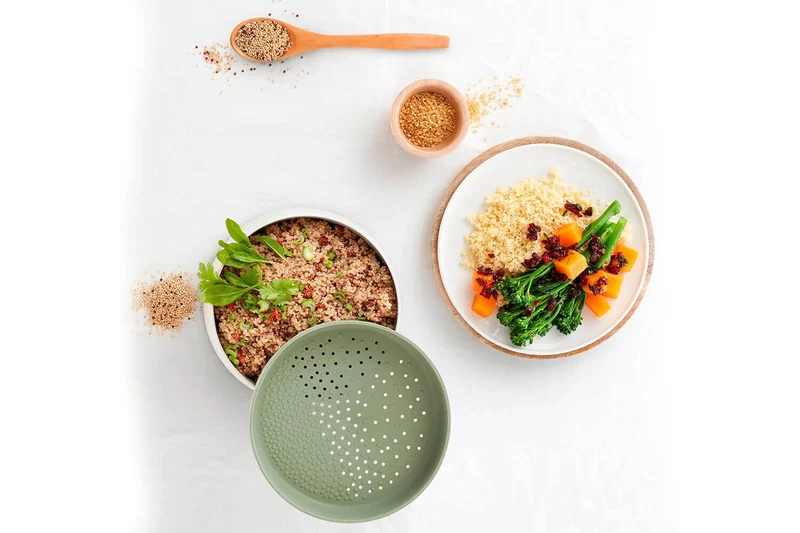 Cuiseur à riz et céréales rapide Lékué Quick Quinoa & Rice Cooker en silicone platinum