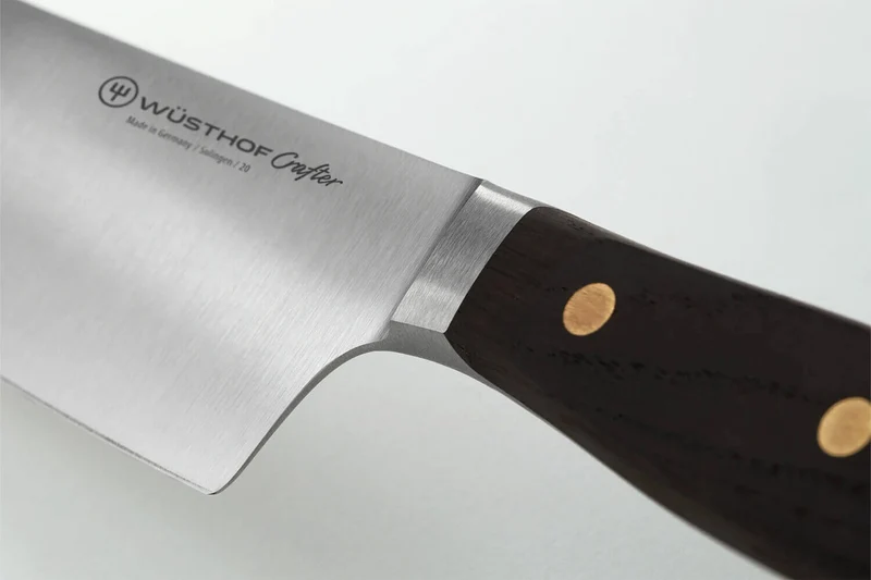 Couteau de chef Wüsthof Crafter forgé 16cm en chêne fumé