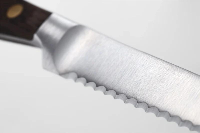 Couteau à saucisson Wüsthof Crafter forgé 14cm en chêne fumé