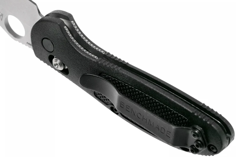 Couteau pliant Benchmade Mini Griptilian 555-S30V manche nylon renforcé de verre noir 9,8cm