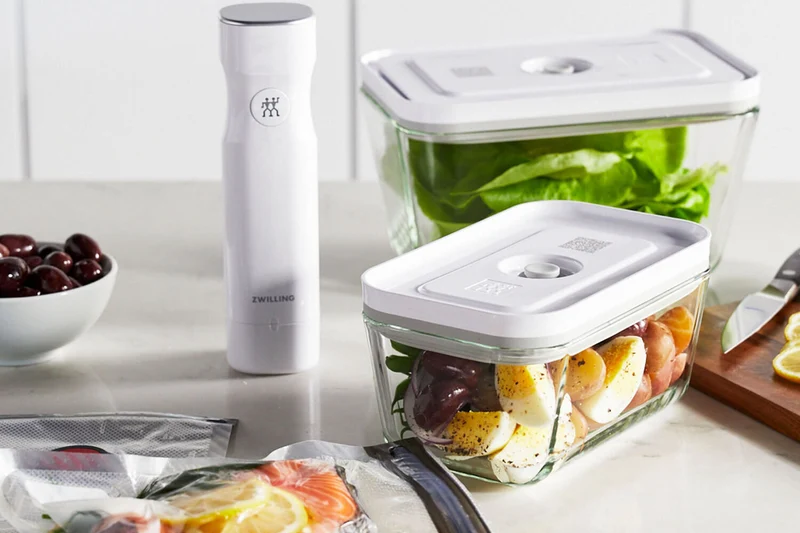 Set de démarrage Zwilling Fresh & Save 7 pièces M/L en verre 1 pompe à vide + 2 boîtes en verre + 4 sacs