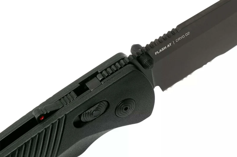 Couteau pliant SOG Flash At Blackout SGFLASHSBK manche en FRN noir 11,6cm