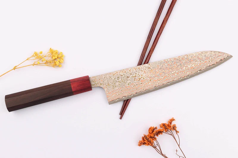 Couteau de chef 21cm japonais artisanal Takeshi Saji VG10 Rainbow Nashiji
