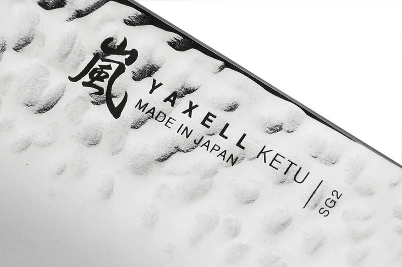 Couteau à désosser japonais Yaxell Ketu lame incurvée 15cm manche en Pakkawood