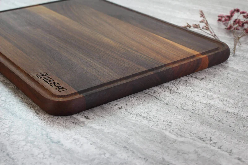 Planche à découper Wusaki en bois de noyer avec rigole - 40 x 30 x 1,9 cm