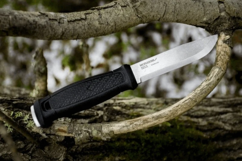 Couteau Mora Garberg Multi-Mount 12642 lame inox 10,9cm manche polyamide noir + étui