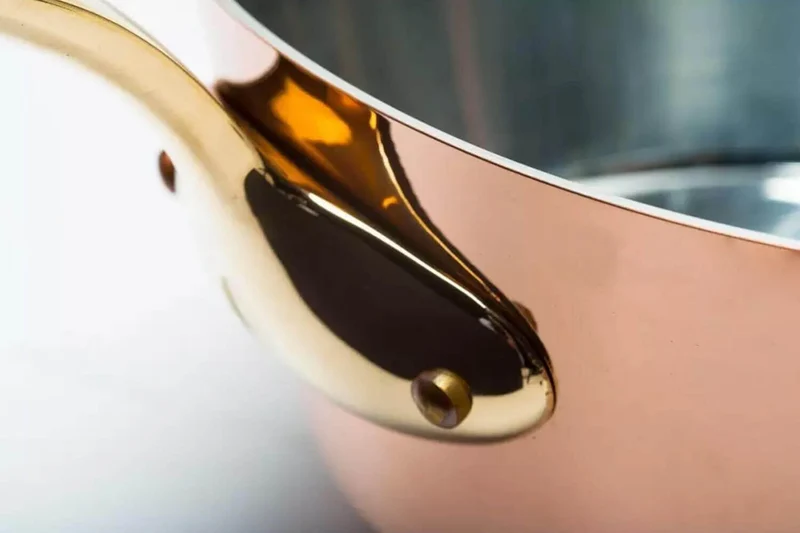 Sauteuse évasée 24cm en cuivre Mauviel M'Héritage 200B tous feux sauf induction