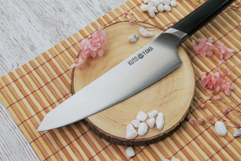 Couteau de chef Kutoyama lame 20cm et manche en bois d'ébène