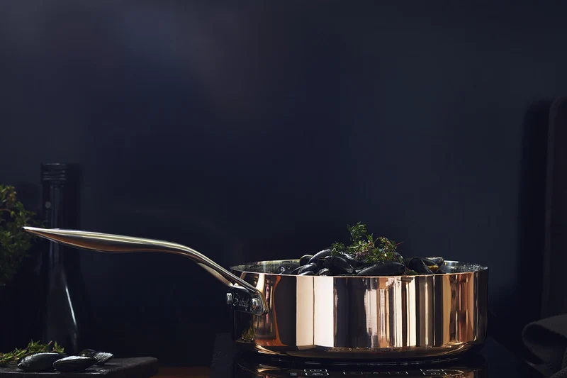 Sauteuse en cuivre inox Baumalu B'Chef avec couvercle en inox