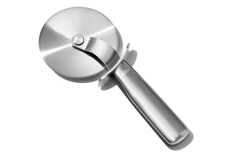 Roulette à pizza OXO Steel diamètre 10cm en acier inoxydable