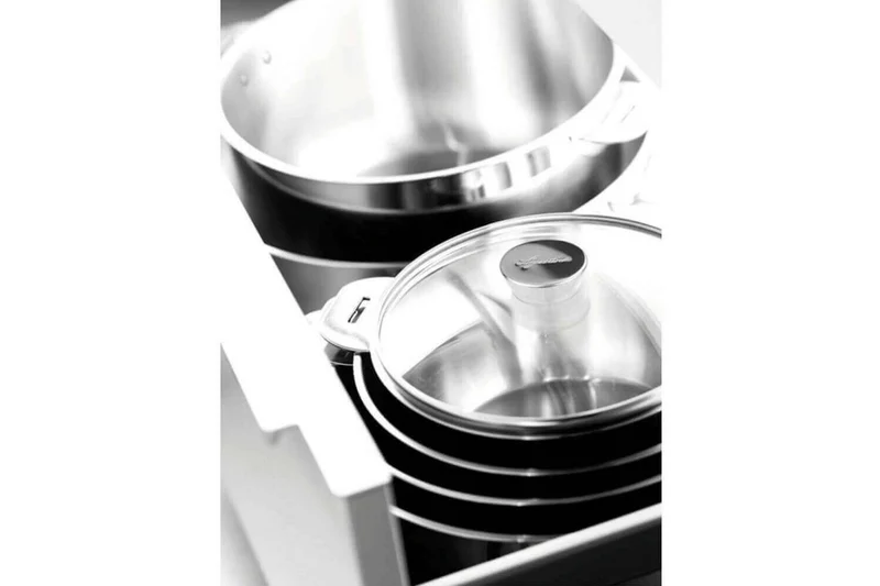 Set de 3 casseroles Lagostina Salvaspazio en inox 16, 18 et 20cm + poignée amovible + détergent