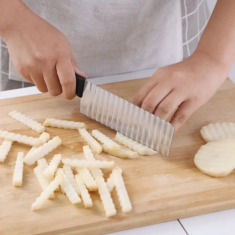 Coupe frite français avec lame dentelée