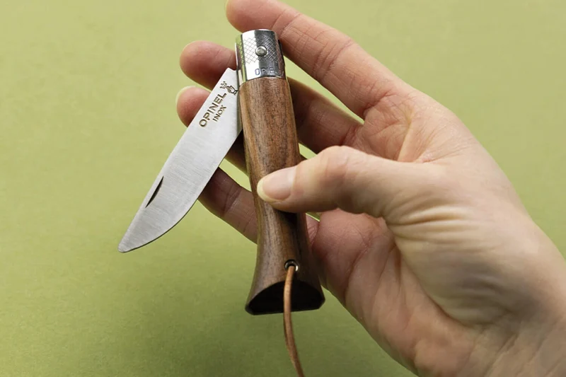 Couteau Opinel Neo6 lame 7cm Opiflex® manche en noyer noir