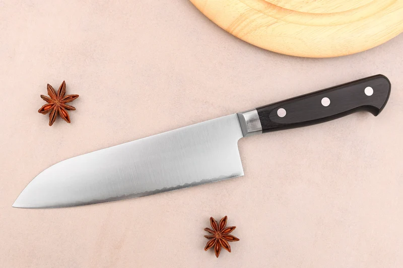 Couteau santoku 16,5cm japonais artisanal Takamura VG10 Poli