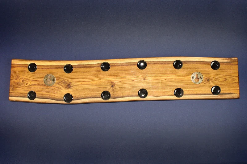 Barre aimantée artisanale Essences Creations en bois de cytise brûlé Shu Sugi Ban 48cm modèle 1