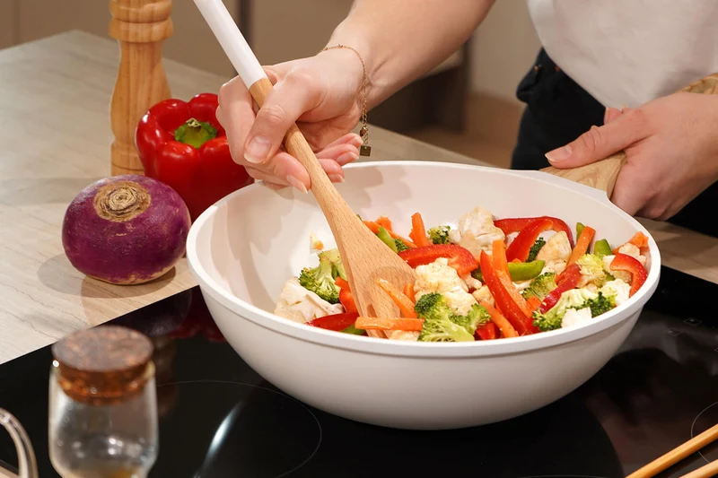 L'Incroyable Wok Cookut 28cm anti-adhérent