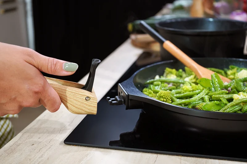 L'Incroyable Poignée amovible Cookut pour poêle et casserole