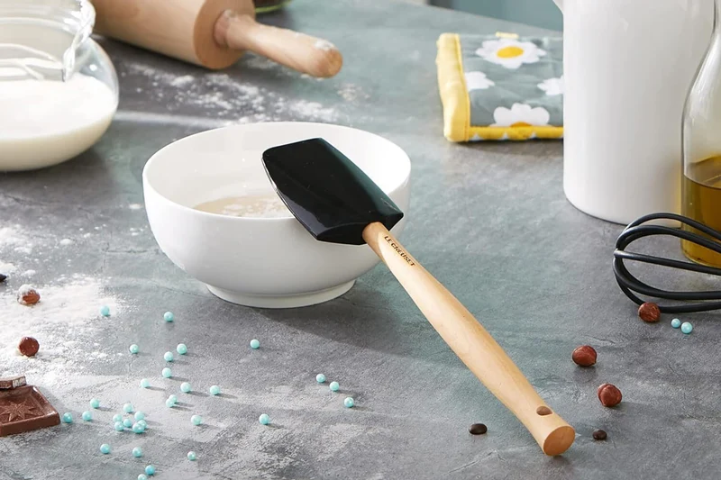 Spatule en silicone Le Creuset Création moyen modèle 5,8cm Noir Onyx