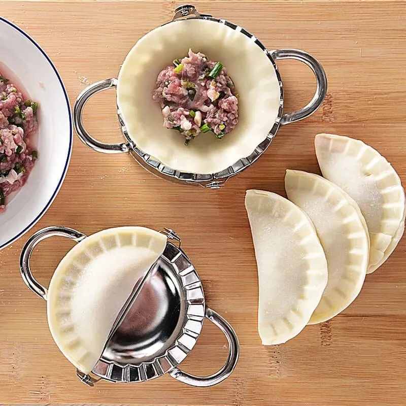 Set Moules à Ravioli et ses accessoires
