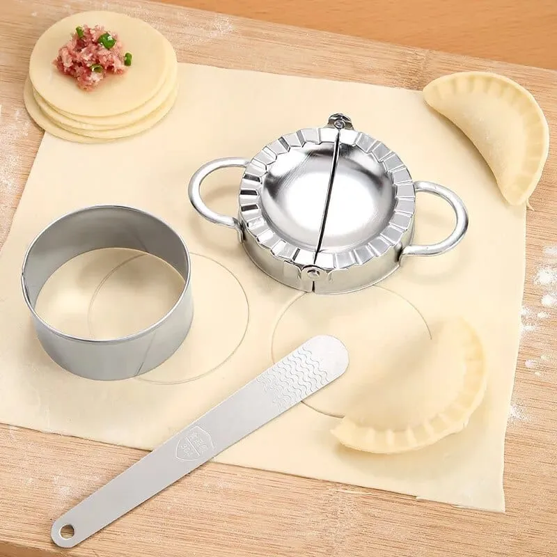 Set Moules à Ravioli et ses accessoires
