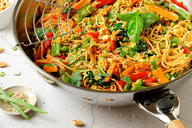 Wok Mastrad O'Wok Gourmet en acier inoxydable avec poignée amovible et grille